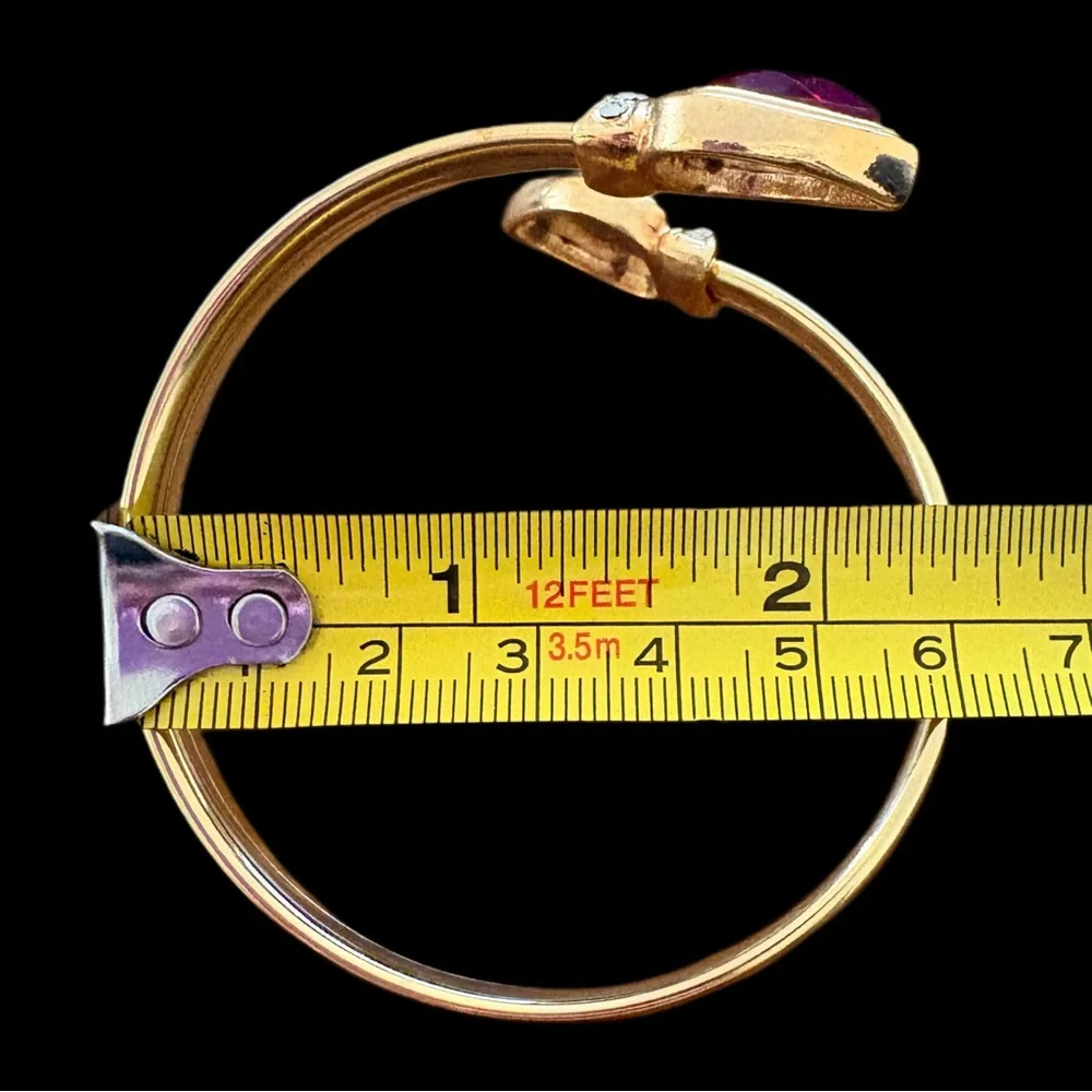 Vintage Gold Tone Heart Wrap Cuff Bracelet Red Acrylic Stones Open Bangle - Picture 5 of 5